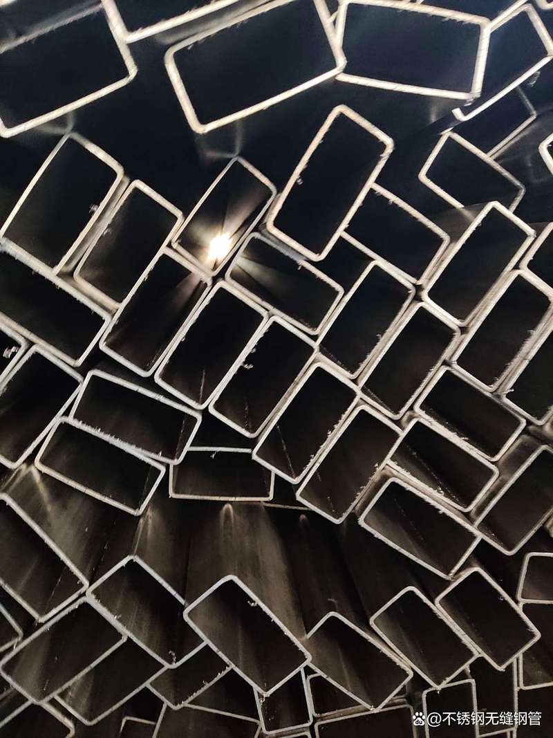 304不锈钢方管的理论重量计算公式是什么?哪位了解?