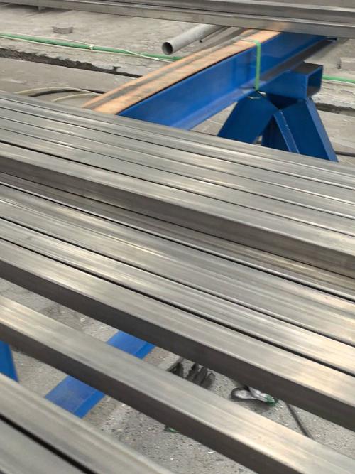 304不锈钢方管的理论重量计算公式是什么?哪位了解?